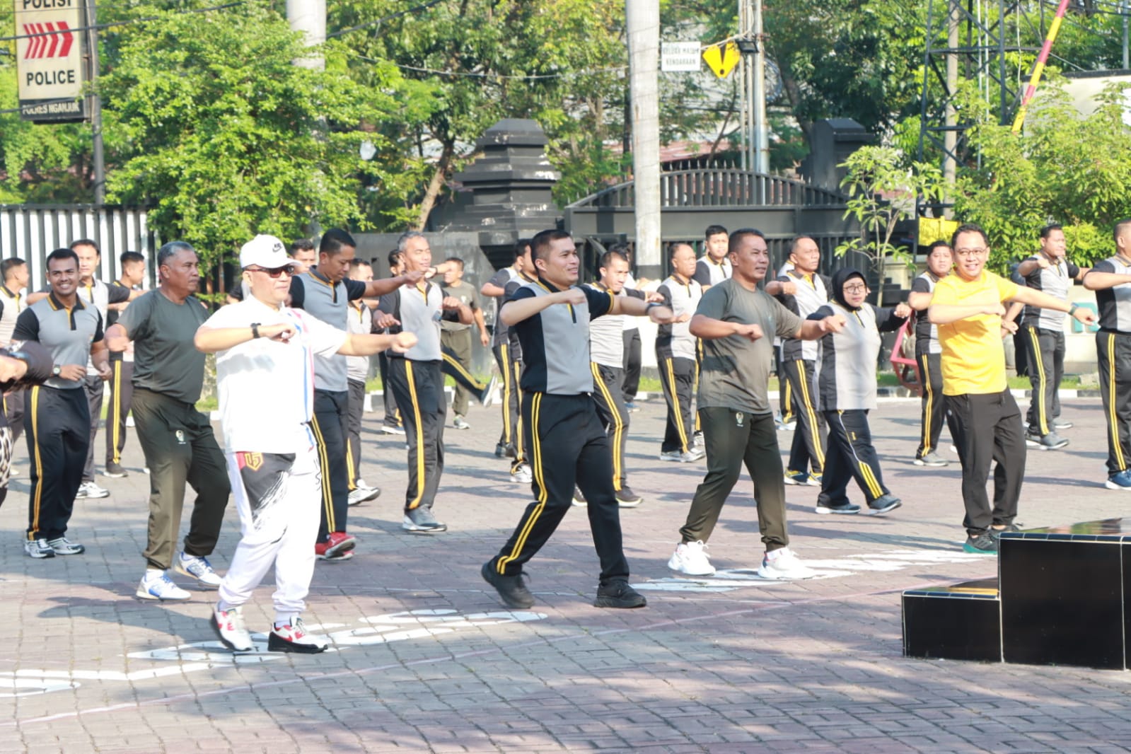 Olahraga Bersama Pupuk Sinergitas TNI-Polri dan Forkopimda Nganjuk (Poto:Istimewa)