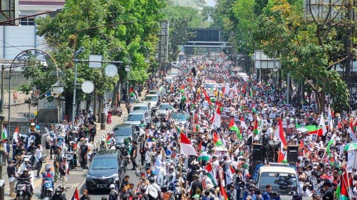 bendera Palestina di Jalan Merdeka Kota Bandung