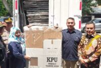 KPU Jakarta Barat siap distribusikan logistik Pemilu 2024 (Poto: PWI J/ifakta.co)