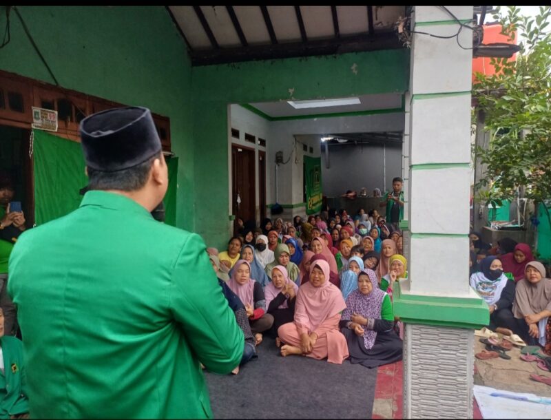 Tingginya Animo masyarakat di kampanye Haji Sarmilih.SH calon anggota legislatif DPRD Provinsi Banten sangat ramai, warga mengakui haji Sarmilih.SH bisa menyerap aspirasi masyarakat, karena beliau juga asli dari betawi