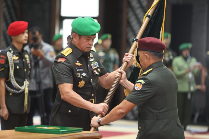 Kasad Jenderal TNI Maruli Simanjuntak pimpin langsung serah terima jabatan (Sertijab). (Foto: Istimewa)