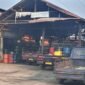 Bangunan tempat penampungan limbah olie bekas di Jl. Rawa Kepiting Jakarta Utara (Poto:ifakta.co/joe)