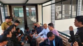 Puluhan korban calon Pekerja Migran Indonesia (PMI) mulai berdatangan di PN Tangerang. (Foto: ifakta.co/Za)