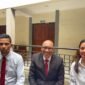 Kuasa Hukum Penggugat, Suriantama Nasution (tengah) dan Saud Susanto (pojok kiri) saat mendampingi kliennya, Ni Putu Asteria Yuniarti (kanan) usai final mediasi dan berlangsung buntu. (Foto: Liputan Ekslusif. Dok. Ifakta.co/Za)