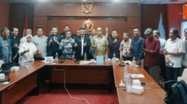 PWI Pusat usai rapat pleno pemberhentian Ilham Bintang. (Foto: Istimewa)
