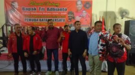 Cawalkot Bekasi Tri Adhianto Tjahyono Jalani Silahturahmi Sambangi DPP Pemuda Batak Bersatu Kota Bekasi (Foto: dok PBB Kota Bekasi/ifakta.co)