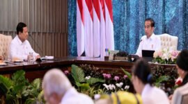Menteri Pertahanan sekaligus Presiden Terpilih Prabowo Subianto mengikuti Sidang Kabinet Paripurna yang dipimpin oleh Presiden Joko Widodo di Istana Garuda, Ibu Kota Nusantara (IKN), Provinsi Kalimantan Timur, Senin, 12 Agustus 2024. Foto: dok.BPMI Setpres)