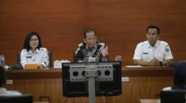 Wali Kota Administrasi Jakarta Utara, Ali Maulana Hakim memimpin rapat koordinasi dan evaluasi Kampung Siaga TB Jakarta Utara (foto:ifakta.co)