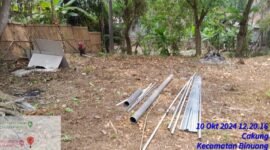 Lokasi proyek wisata yang dikerjakan oleh dana desa Kandawati Gunung Kaler di lahan milik sekolahan (Foto: ifakta.co/alex)