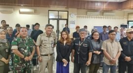 Bawaslu Jakarta Barat saat menggelar acara ‘Sosialisasi Pengawasan Pemilihan Gubernur dan Wakil Gubernur Daerah Khusus Jakarta (DKJ) Tahun 2024 Melalui Forum Warga di Kecamatan Palmerah. (Foto: WahanaNews Tio/Ist)