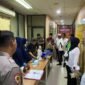 Satuan Reserse Narkoba Polres Metro Bekasi Kota dipimpin langsung oleh Kasat Narkoba, AKBP Farlin L. Toruan, SH., MM., dan disaksikan oleh berbagai pihak. (12/12/2024)
