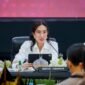 Menpar Widiyanti Putri Wardhana saat menyampaikan kesiapn sektor pariwisata dalam menghadapi momen libur Natal 2024 dan Tahun Baru 2025 dalam 