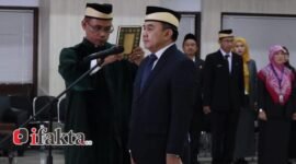Penjabat (Pj) Bupati Tangerang, Andi Ony, melantik Soma Atmaja sebagai Sekretaris Daerah (Sekda) Kabupaten Tangerang.(Foto: istimewa ifakta.co)