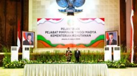 Menteri Kehutanan Raja Juli Antoni melantik 11 (sebelas) pejabat pimpinan tinggi madya untuk struktur baru Kementerian Kehutanan pada Senin (6/01) di Jakarta.