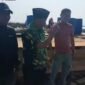 Tangkapan Layar Vidio Viral yang menarasikan Kepala Desa Kohod tengah Meninjau Proyek Pemagaran Laut