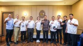 Wakil Menteri Ekonomi Kreatif/Wakil Kepala Badan Ekonomi Kreatif (Wamenekraf/Wakabekraf) Irene Umar bertemu dengan Wakil Menteri Koperasi Ferry Juliantono membahas kolaborasi antara 2 kementerian.
