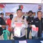 Kapolsek Kresek, AKP A. Suryadi, menjelaskan bahwa pelaku ditangkap berdasarkan laporan yang diterima mengenai tindakan bejatnya.(foto:istimewa/Lx)