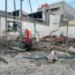 KSO Indisi Hasta DHJ saat melakukan pengeboran untuk mengeluarkan lumpur pada rencana pembangunan SUTET 500KV milik PLN di Kebon Bawang, Tanjung Priok, Jakarta Utara. (Foto: Ekslusif Ifakta.co/Za).