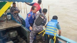 Sinergi Polresta tangerang ditpolairud Polda banten dan TNI AL gelar patroli gabungan di aperairan Tangerang Banten (foto:istimewa)