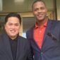 Pelatih Timnas Indonesia yang baru, Patrick Kluivert saat bersama Ketua PSSI Erick Thohir. (Foto: Istimewa)