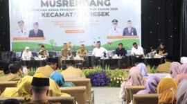 Kecamatan Kresek menggelar Musyawarah Perencanaan Pembangunan (Musrenbang) Rencana Kerja Pemerintah Daerah (RKPD) Tahun 2026 fokus pada pengembangan sumber daya manusia (SDM) dan penguatan ekonomi lokal.(foto:istimewa/ifakta.co)
