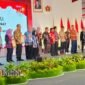 Penghargaan tersebut diserahkan langsung oleh Ketua PWI Pusat Hendry Ch Bangun yang diterima perwakilan Pemerintah Kabupaten Tangerang, yakni Plt. Kepala Dinas Komunikasi dan Informatika (Diskominfo) Prima Saras Puspa.(foto:ifakta.co/Lx)