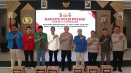Polresta Tangerang menggelar Bakti Sosial Polri Presisi Bersama Mahasiswa, Aliansi BEM dan OKP serta masyarakat dalam rangka menyambut Bulan Suci Ramadhan 1446 H (foto:istimewa)