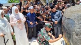 Panglima TNI Jenderal TNI Agus Subiyanto didampingi Ketua Umum Dharma Pertiwi  Ny. Evi Agus Subiyanto meresmikan Masjid Jami Ar-Rohman dengan menghadirkan penceramah Ustaz Dr. Adi Hidayat, Lc., MA., bertempat di Dusun Haurseah, Cijulang, Pangandaran, Jawa Barat,(foto:istimewa)