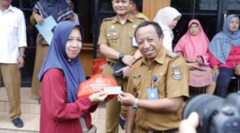 Camat Balaraja, Willy Patria mengungkapkan ini sebagai program kerja Bupati dan Wakil Bupati Tangerang upaya untuk mengendalikan inflasi dan membantu masyarakat dalam memenuhi kebutuhan pokok dengan harga yang lebih terjangkau (foto:ifakta.co/Lx)