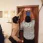 Satuan Polisi Pamong Praja (Satpol PP) Kabupaten Tangerang menyegel sebuah tempat usaha karaoke keluarga di Desa Selapajang, Kecamatan Cisoka,(foto:istimewa)