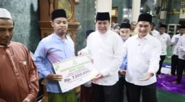 Bupati Tangerang, Moch Maesyal Rasyid mengajak seluruh masyarakat untuk bersatu membangun Kabupaten Tangerang dan berkontribusi untuk mewujudkan Provinsi Banten yang lebih sejahtera, berdaya saing dan berkeadilan bagi seluruh masyarakatnya.(foto:istimewa)
