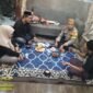 Anggota Bhabinkamtibmas Polsek Balaraja Aipda Rahmat melaksanakan sambang warga didesa Kubang kecamatan Sukamulya (foto:istimewa/Lx)
