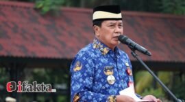Bupati Tangerang, Moch Maesyal Rasyid menjadi inspektur apel dalam rangka peringatan Hari Kesadaran Nasional tingkat Kabupaten Tangerang. Apel ini berlangsung di Lapangan Aria Yudhanegara, Pusat Pemerintahan Kabupaten Tangerang,(foto:istimewa)