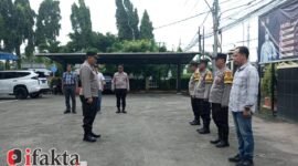 Rutinitas Apel Pagi Personil Polsek Balaraja dalam mengamankan wilayahnya, Wakapolsek Balaraja Akp A. Junaedi pimpin Apel Pagi guna mengantisipasi gangguan Guantibmas yang ada di masyarakat Kecamatan Sukamulya - Balaraja Wilayah Hukum Polsek Balaraja Polresta Tangerang (foto:ifakta.co)