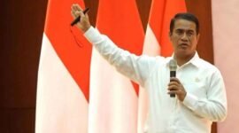 Menteri Pertanian (Mentan), Andi Amran memecat kepala Bulog Nganjuk (Foto: Istimewa/ifakta)