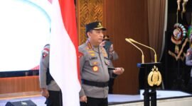 Upacara dipimpin langsung oleh Bapak Kapolri Komjen Pol.Listyo Sigit Prabowo, dan diikuti jajaran pejabat tinggi serta perwira menengah.