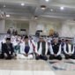 Bupati Tangerang Moch Maesyal Rasyid melepas jamaah Calon Haji Kloter 05 JKG, asal Kabupaten Tangerang Tahun 2025 di Masjid Agung Al-Amjad Puspemkab Tigaraksa (foto:istimewa)
