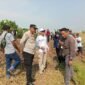 Kapolsek Kresek AKP A.Suryadi mengungkapkan bahwa kehadiran polisi ditengah aksi merupakan bentuk upaya untuk memastikan agar kegiatan tetap berjalan aman  (foto:istimewa)