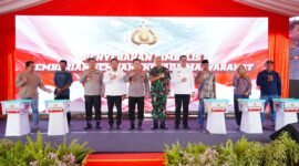 Kapolri jenderal Listyio Sigit Prabowo memimpin langsung ground breaking pembangunan asrama polresta Samarinda (foto:istimewa)