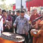 Bupati Tangerang Moch Maesyal Rasyid menghadiri acara perayaan Hari Raya Tri Suci Waisak 2569 BE di Bunderan 3, Citra Raya, Kecamatan Panongan (foto:istimewa)