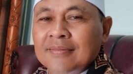 Kepala desa Rancagede H.Yani mengucapkan selamat hari raya idul adha  1446 H (foto:ifakta/Lx)