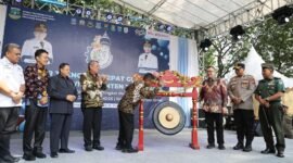 Andra Soni mengaku bangga melihat berbagai inovasi yang sudah dilakukan itu. Hal itu memperlihatkan jika generasi bangsa di Provinsi Banten produktif dan terus menghasilkan berbagai karya.(foto:istimewa)