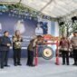 Andra Soni mengaku bangga melihat berbagai inovasi yang sudah dilakukan itu. Hal itu memperlihatkan jika generasi bangsa di Provinsi Banten produktif dan terus menghasilkan berbagai karya.(foto:istimewa)