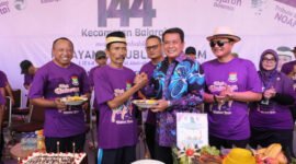 Bupati Tangerang, Moch. Maesyal Rasyid, menghadiri puncak perayaan Hari Ulang Tahun (HUT) ke-144 Kecamatan Balaraja yang digelar meriah di Alun-Alun Kecamatan Balaraja (foto:istimewa)