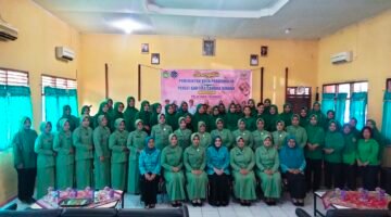 Persit Kartika Chandra Kirana Cab XXXIX Dim 0404 Koorcab Rem 044 PD II/Sriwijaya Ny. Ayunda Tri Budi Wijaya (Foto:ifakta)