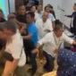 Suasana saat Ketua PWI batam dikeroyok oleh wartawan preman (Foto:Istimewa/ifakta)