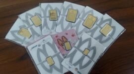 Logam mulai antam. (Foto : Jojo/ifakta)
