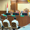 Jaksa KPK mendakwa mantan Wakil Menteri Imigrasi dan Pemasyarakatan Silmy Karim dalam perkara dugaan pemerasan pengurusan dokumen keimigrasian senilai Rp168,9 miliar serta gratifikasi Rp33,8 miliar.