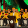 Bahlil secara simbolis menyerahkan panji-panji kebesaran Partai Golkar kepada nakhoda baru DPD Partai Golkar Bali, Gde Sumarjaya Linggih.
