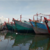 Kapal laut di muara baru